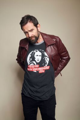 10032019__-_2019_New_York_Comic_Con_Portraits_TV_Guide_Magazine_001.jpg