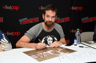 10052019_-_STARZ_Outlander_At_NYCC_2019_001.jpg