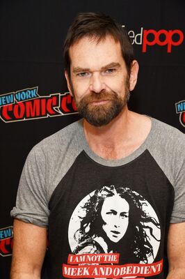 10052019_-_STARZ_Outlander_At_NYCC_2019_013.jpg