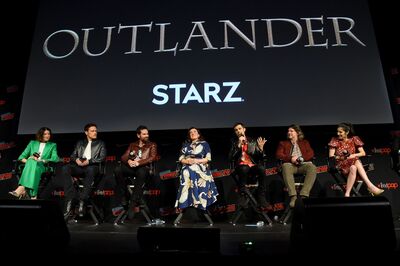 10052019_-_STARZ_Outlander_At_NYCC_2019_029.jpg
