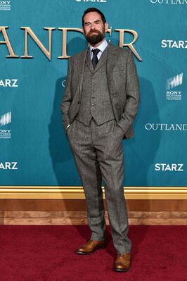 02132020_-_Starz_Premiere_Event_For_Outlander_Season_5_066.jpg