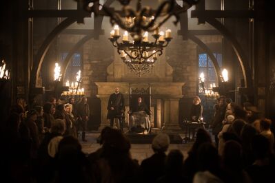 OUTLANDER_-_E1X02_CASTLE_LEOCH_STILLS_0005.jpg