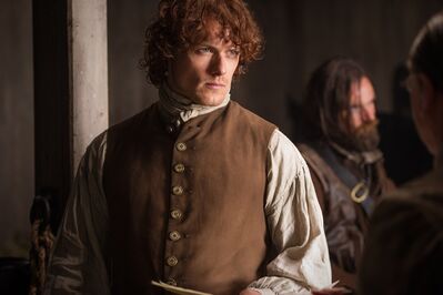 OUTLANDER-_E1X07_THE_WEDDING_STILLS_0001.jpg