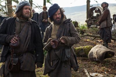OUTLANDER_-_E1X09_THE_RECKONING_STILLS_0007.jpg