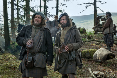 OUTLANDER_-_E1X09_THE_RECKONING_STILLS_0010.jpg