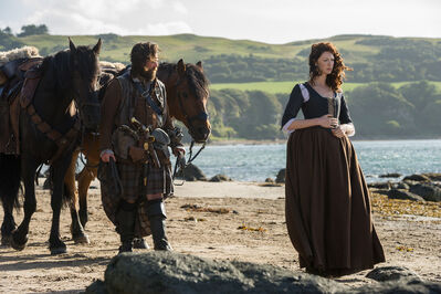 OUTLANDER_-_E1X14_THE_SEARCH_STILLS_0003.jpg