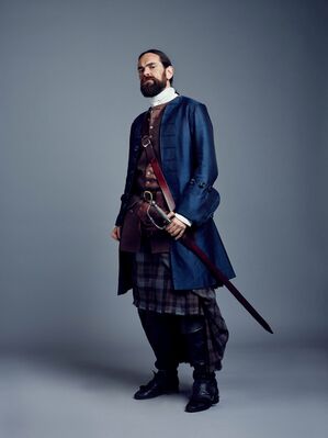 OUTLANDER_-_SEASON_TWO_PROMOTIONAL_PHOTOS_0002.jpg