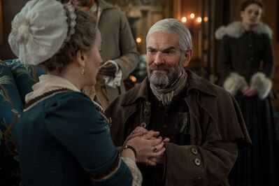OUTLANDER_-_E4X10_THE_DEEP_HEARTS_CORE_STILLS_0001.jpg
